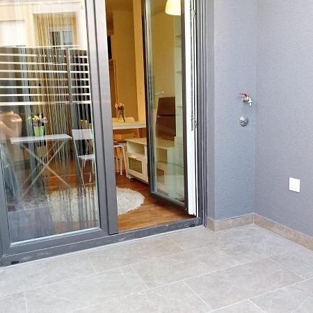 Apartment Paola With Free Private Parking Place 斯普利特 外观 照片