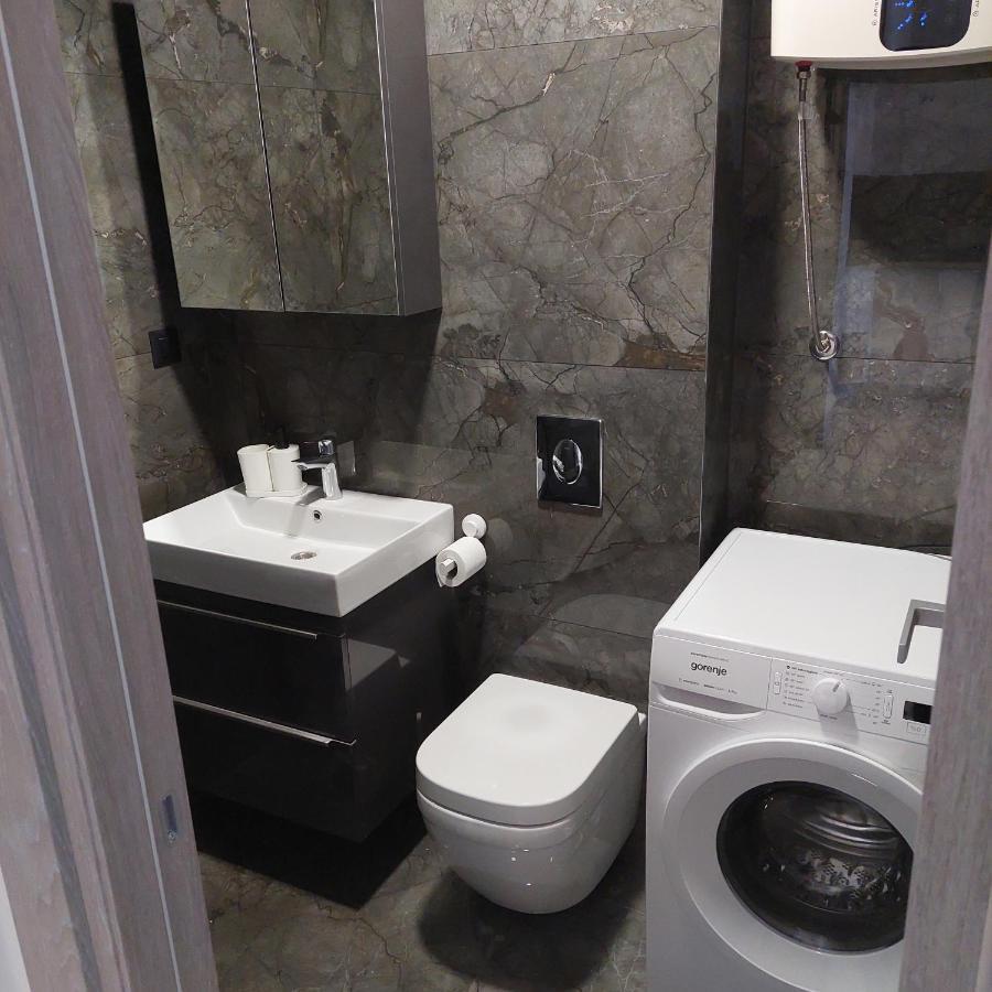 Apartment Paola With Free Private Parking Place 斯普利特 外观 照片