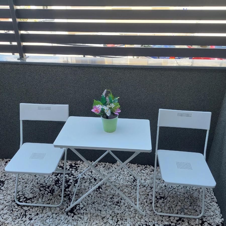 Apartment Paola With Free Private Parking Place 斯普利特 外观 照片